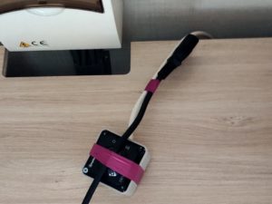 Thermenschalter mit einem Kabel in den Kleiderkasten gezogen